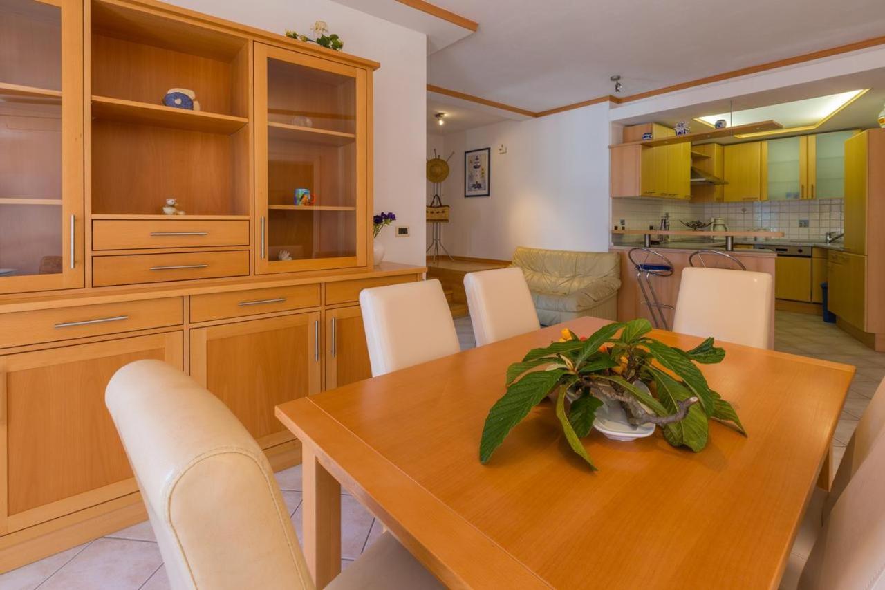 Jurincic Apartment Crikvenica Cameră foto