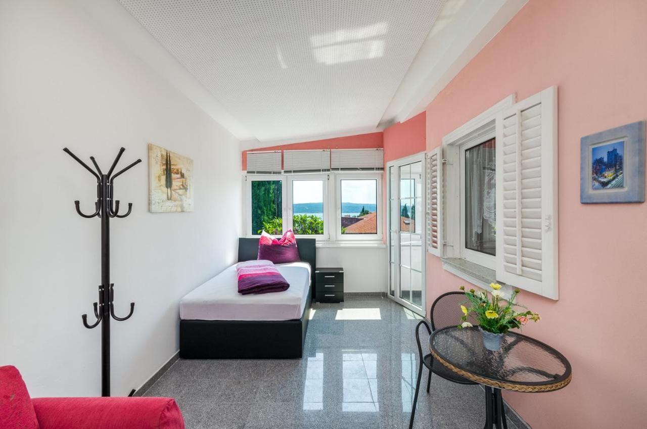 Jurincic Apartment Crikvenica Cameră foto