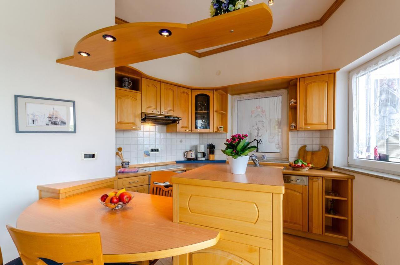 Jurincic Apartment Crikvenica Cameră foto